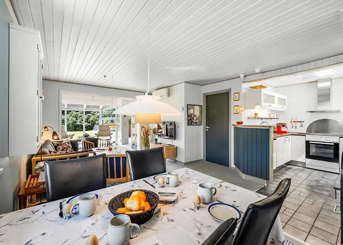 Feriehus Skakke - 900m From The Sea By Interhome